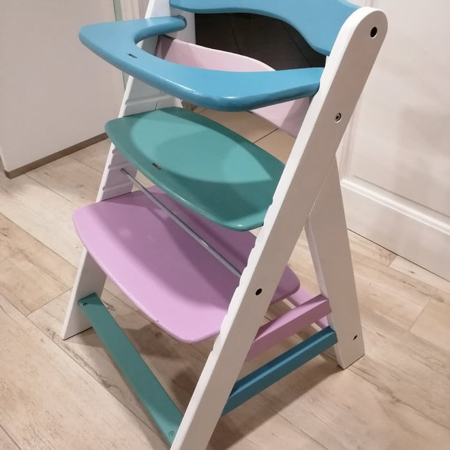 Kinderhochstuhl gestrichen in weiß, blau, grün, rosa und türkis