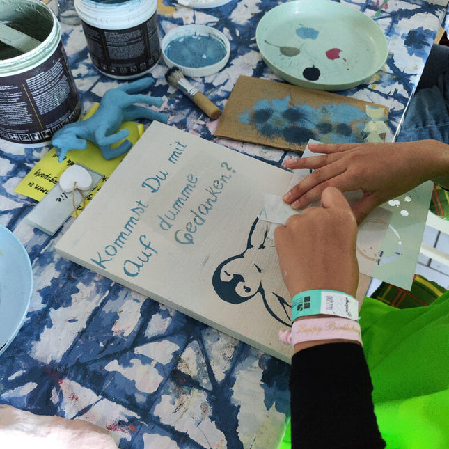 Kindergeburtstag im Farbtöpfchen