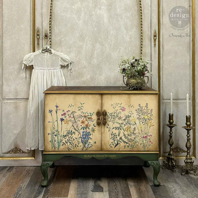 Eclat Floral Möbeltransfer auf Kommode