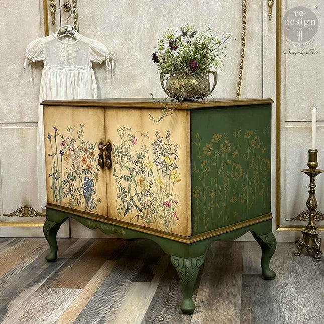 Eclat Floral Möbeltransfer auf Kommode