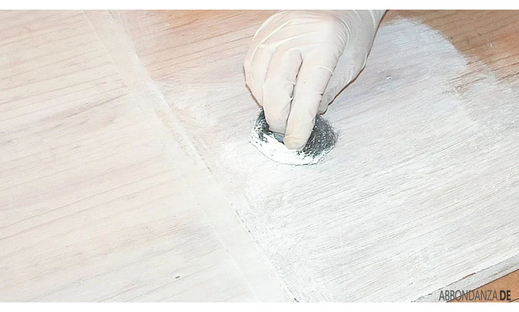 Hier wird die Anwendung von White Wash gezeigt.