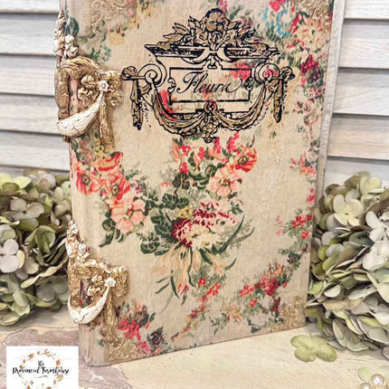 Jardin Fleurie Decoupage Papier auf einem Buchdeckel