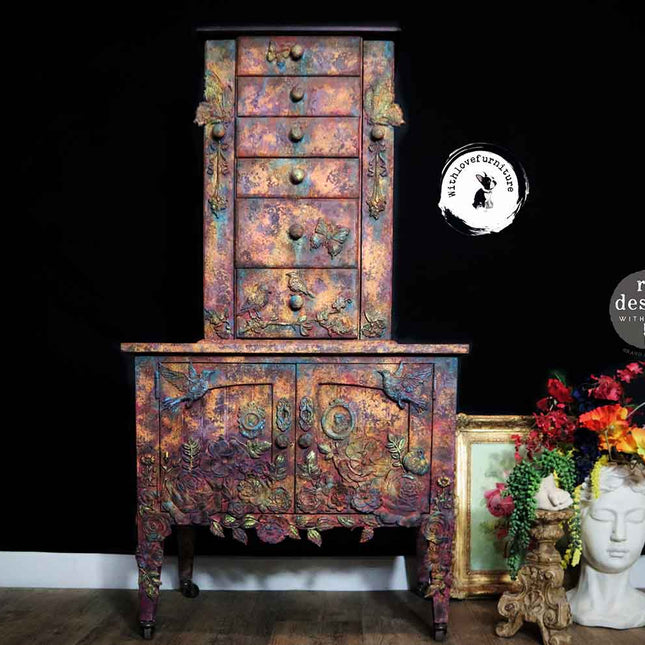 Steampunk Schmetterlinge auf Schrank